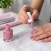 Esmalte à base d'água